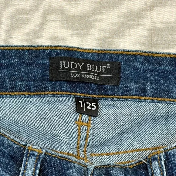 Judy Blue | Boyfriend Fit Distressed Jeans Blue Mid Rise | Women's 1/25 - Picture 6 of 9